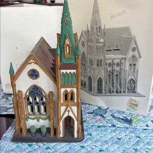 Department 56 All Saints corner Church